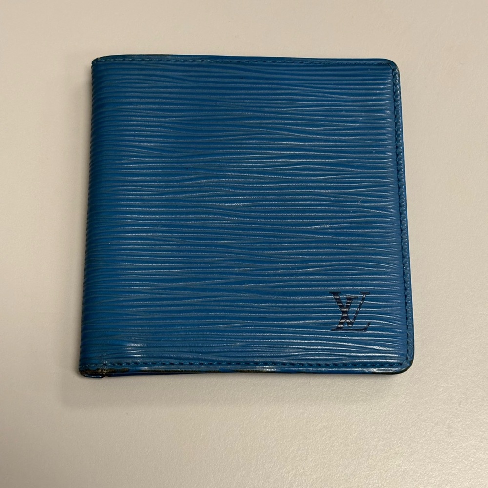 Louis Vuitton Blue Epi Bifold